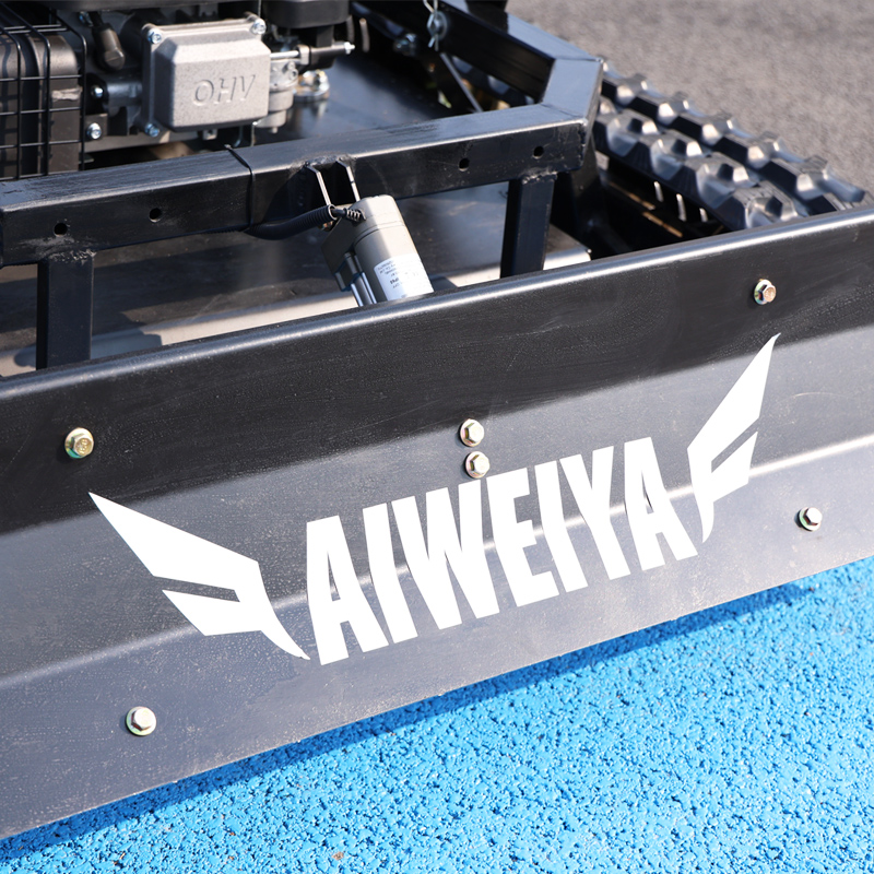 AWY-900 All Terrain Remote Control Lawn Mower detail image 2