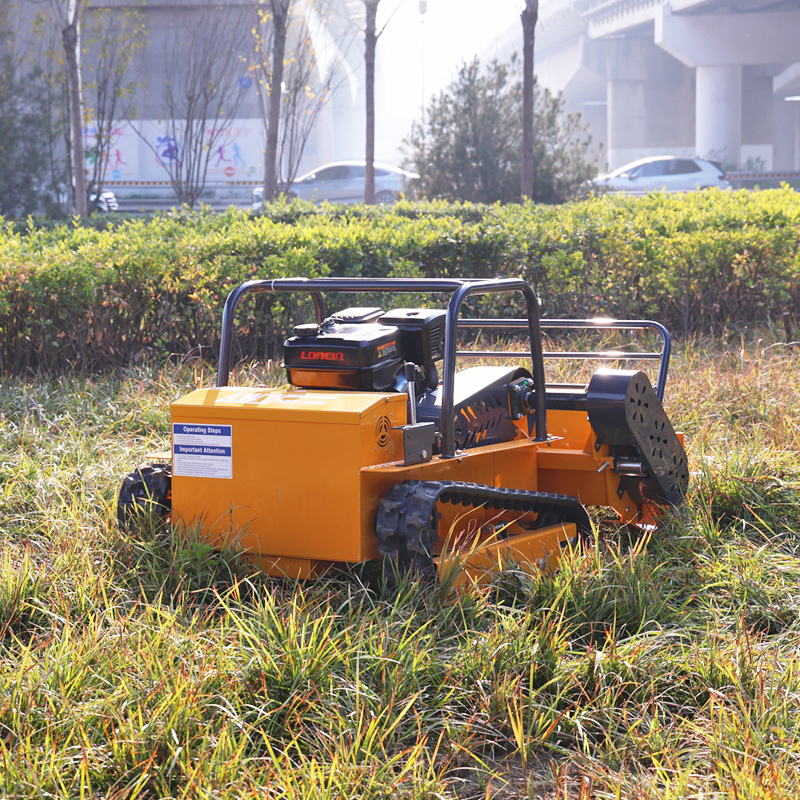 AWY-800S 80cm Remote-Controlled Tracked Flail Mower gallery image 5