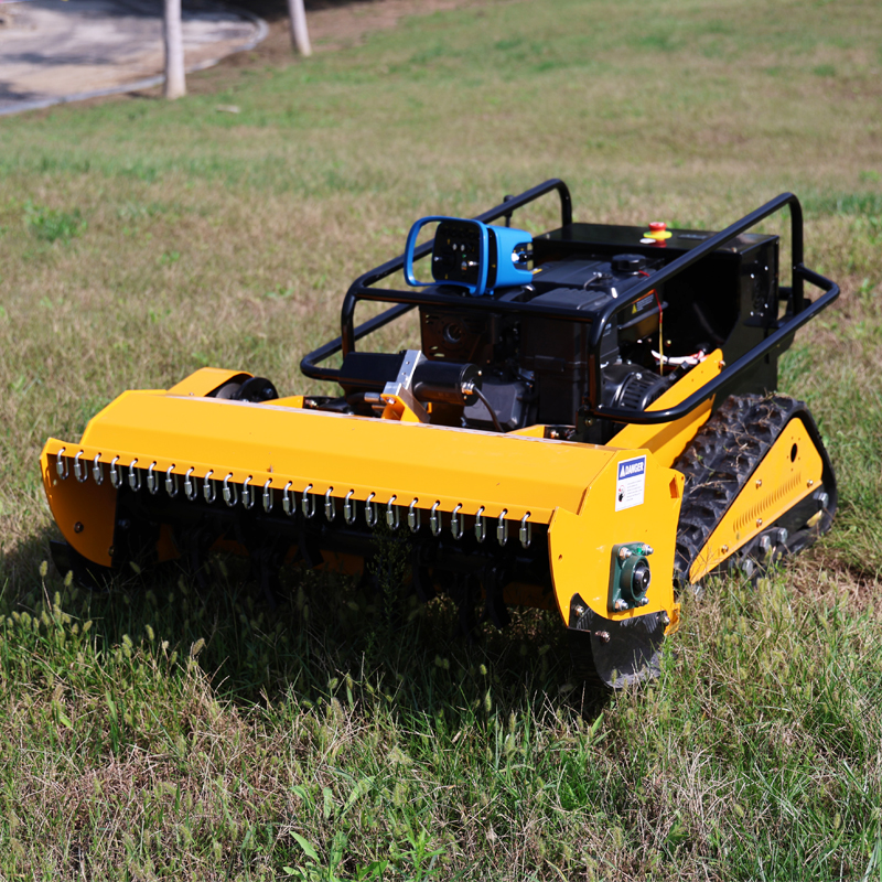 AWY-1000SPro TerrainMaster Remote Control Flail Mower gallery image 3