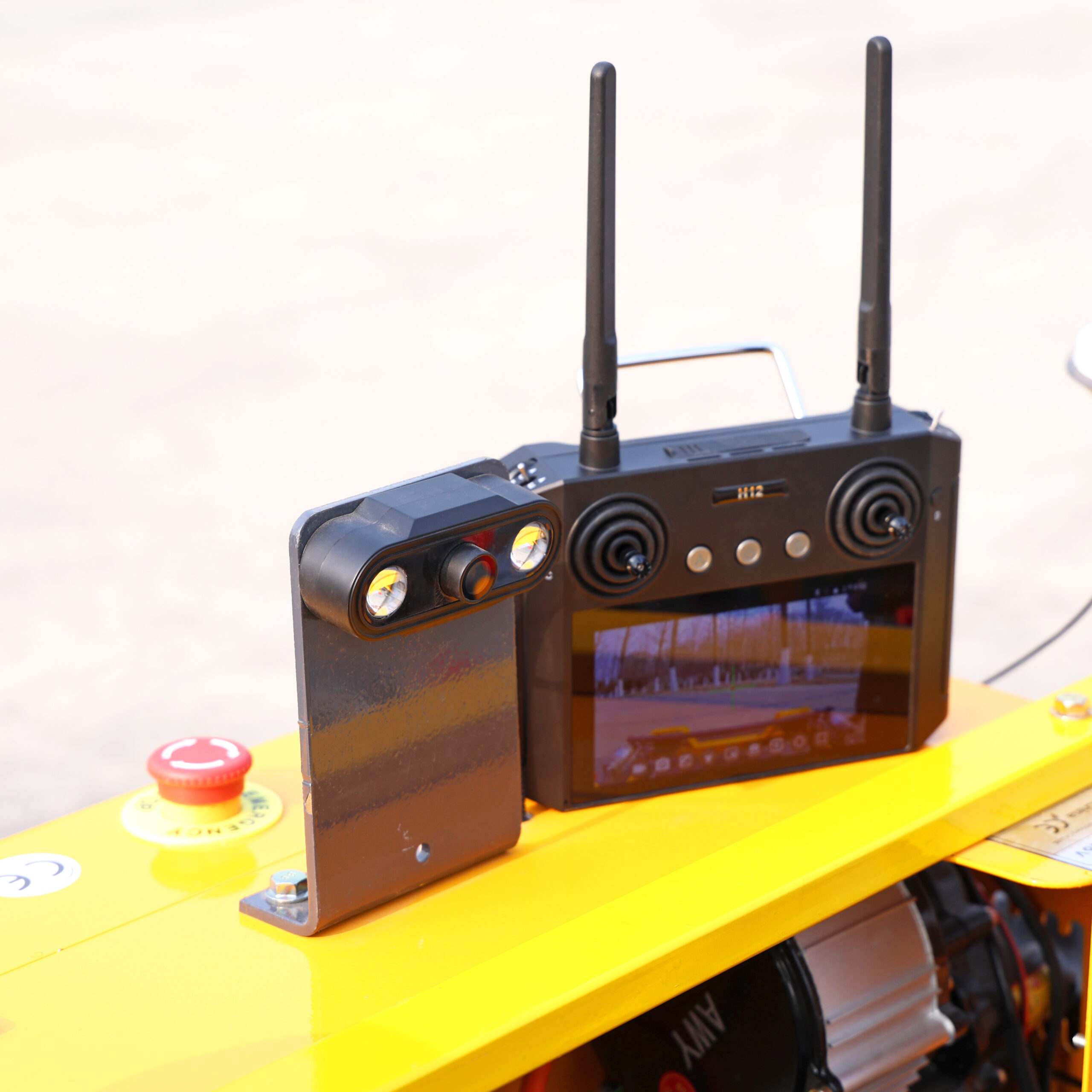AWY-550 Small GPS Grass Cutter detail image 5
