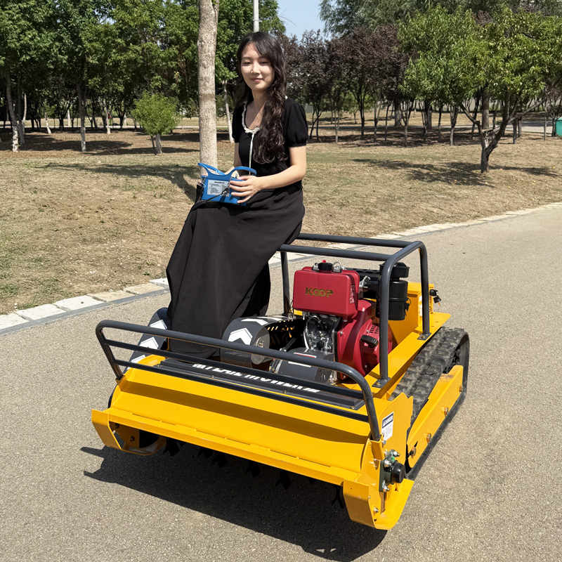 AWY-800S 80cm Commercial Remote Control Tracked Flail Mower gallery image 1