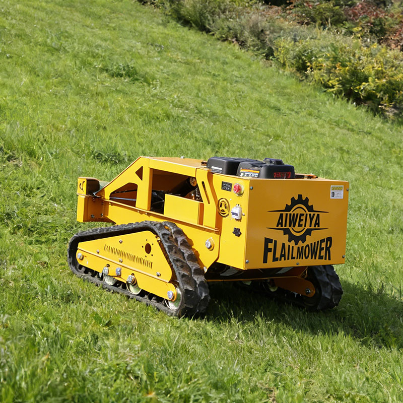 AWY-550S Commercial Tracked Remote Control Flail Mower | 550mm Cutting Width | 500m Remote Control | 45° Gradeability gallery image 5
