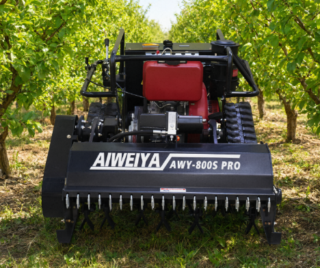 AWY-800S PRO Commercial 80cm Remote-Controlled Tracked Flail Mower gallery image 2