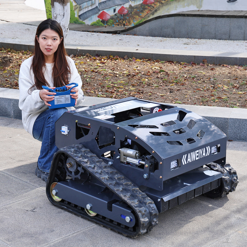 AWY-550H Remote Control Crawler Lawn Mower gallery image 6