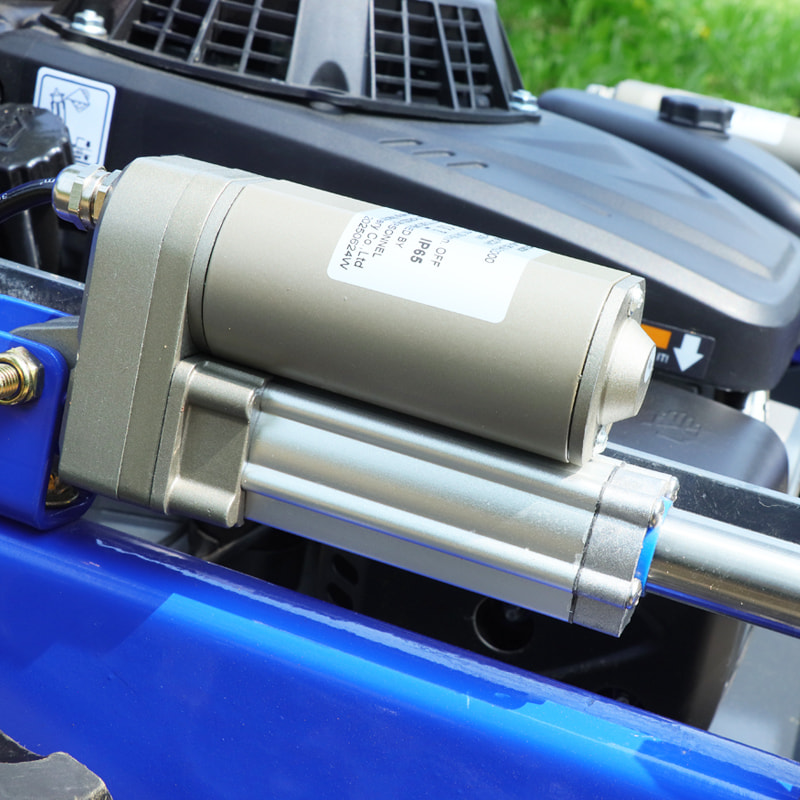 AWY-550 Remote Control Crawler Lawn Mower detail image 9