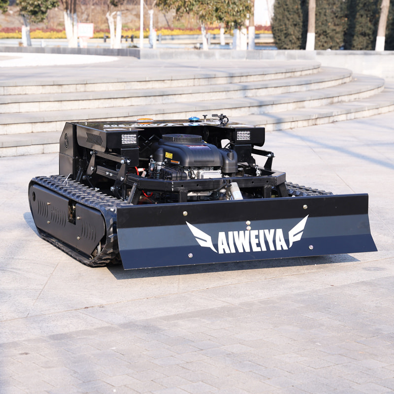 AWY-900 Remote Control Crawler Lawn Mower gallery image 5