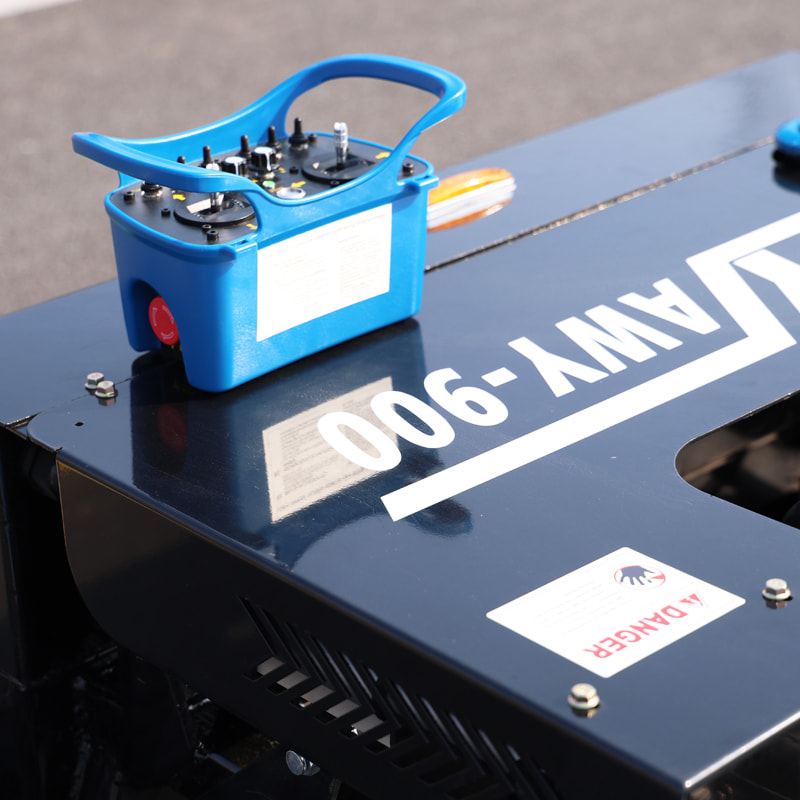 AWY-900 Remote Control Crawler Lawn Mower detail image 5